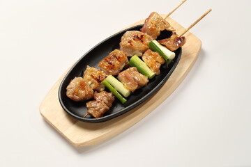 English Title: Korean Chicken Skewers (Dak-kkochi)
Japanese Title: 韓国風焼き鳥（タッコチ）