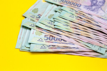 Five hundred thousand dong banknotes