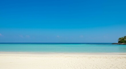 Obraz premium Tropical Beach Paradise with White Sand and Turquoise Water