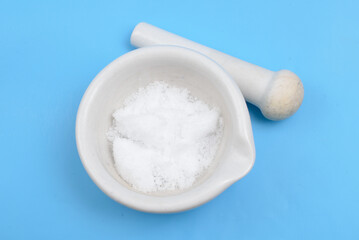 Potassium sodium tartrate tetrahydrate, also known as Rochelle salt