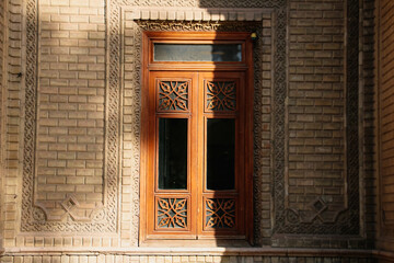 Persian old window, vintage architecture, Old window on a brick wall, Single vintage window on bricks, Textured wall with single window, rustic wall, old bricks, red brick texture, Persia, Iran