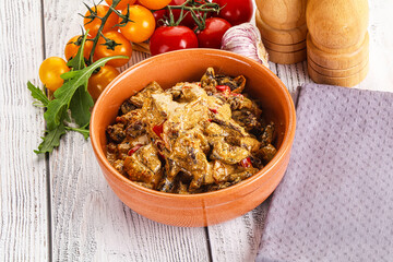 Roasted beef with cream sauce