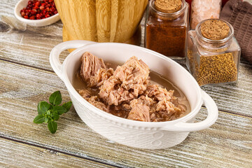 Canned tuna fish in the bowl
