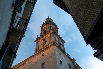 Captivating View of Santo Tomás Apóstol Church Tower at Sunset