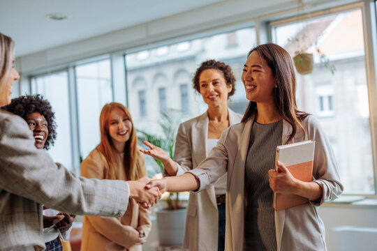 New intern meeting her team at work