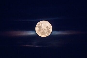 Fototapeta premium Full Moon Rising at the Waterfront