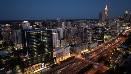 Fototapeta premium Cityscape and Highrise Building Sunset Skyline