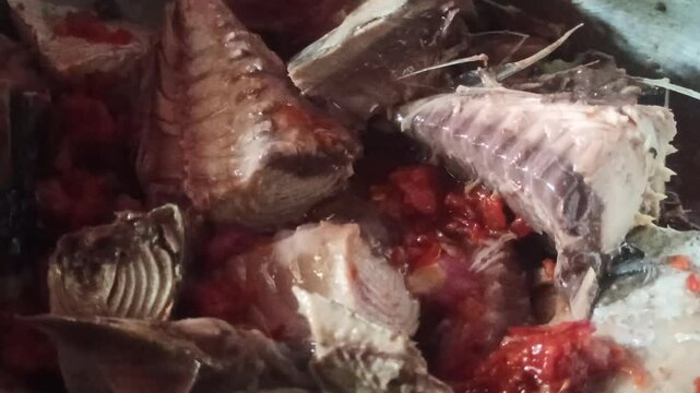 red spices for cooking skipjack tuna
