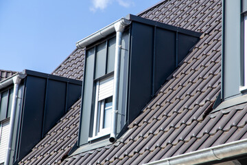 Neue Dachgauben mit Zink verkleidet