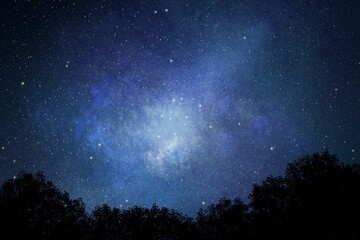 幻想的な星空の背景B　シルエット1