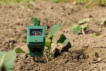 Agricultural soil moisture, PH and sunlight tester