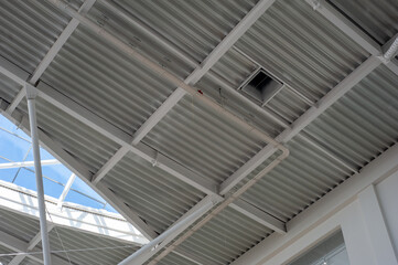 Obraz premium Metal and glass big roof construction