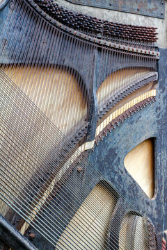 Pattern on back of a piano