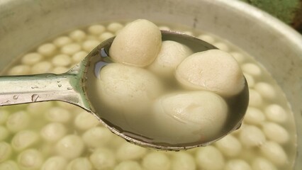Rosogolla, famous Bengali sweet recipe for Navaratri festival. Indian Sweet Rasgulla Also Know as Rosogolla, Roshogolla, Rasagola, Ras Gulla, Anguri Rasgulla or Angoori.