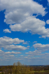 Obraz premium blue sky filled with soft fluffy cumulus clouds sunny day white peaceful backgrounds designs nature weather forecast travel backdrops cloudscape skyscape meteorology air pollution eco-friendly