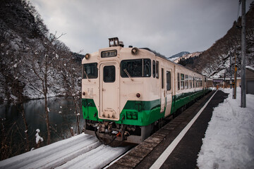 Obraz premium Japan's railway system and train platforms