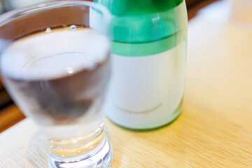 醸造所の職員が使用する社員食堂で日替わりランチを食す。
日本を代表する銘柄米、南魚沼産コシヒカリが最高に美味しい。
もちろん日本酒もリーズナブルに楽しめる。
八海山で有名な八海醸造のテーマパーク。
新潟県南魚沼市魚沼の里 - 2024年11月30日
