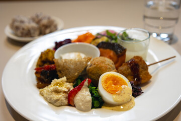 飲食店のプレート料理