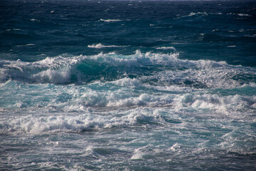 Fototapeta premium 奄美大島の自然、海、波、青、白。