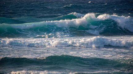 奄美大島の自然、海、波、ダイナミック、