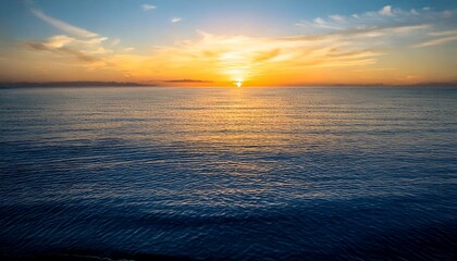 Obraz premium Calm Ocean Horizon at Sunrise, Symbolizing Reconciliation