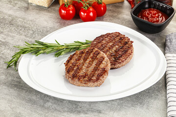 Grilled two beef burger cutlet