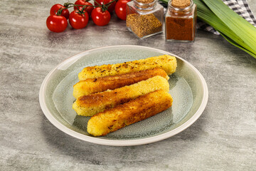 Crispy breaded mozarella cheese sticks