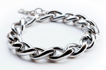 Obraz premium Elegant silver chain bracelet showcasing intricate links on a soft white background isolated on transparent background