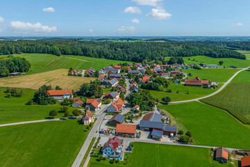 Der Naturpark Augsburg-Westliche Wälder bei Markt Wald in den Stauden von oben