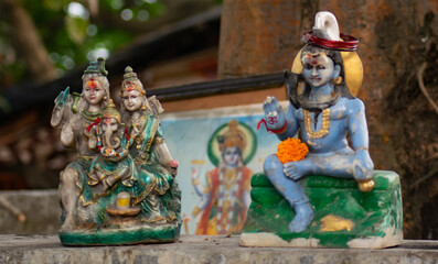 lord shiva and Parvati sculpture 
