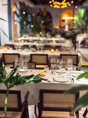 wood, table，tableware，environment, garden, celebration, table, holiday, wooden, wedding, flower, restaurant, chair, event, party, design