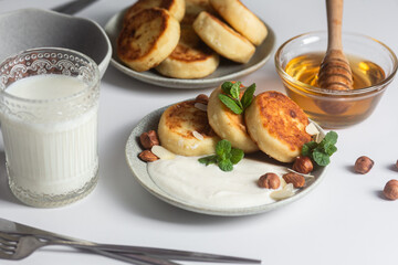  Syrniki . Cottage Cheese Pancakes