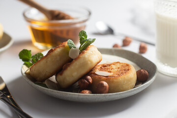  Syrniki . Cottage Cheese Pancakes