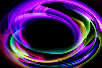 黒を背景にしたカラフルな光のリング