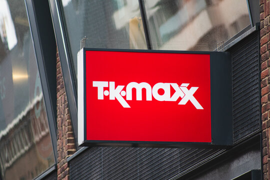 TK Maxx Marke an Filiale