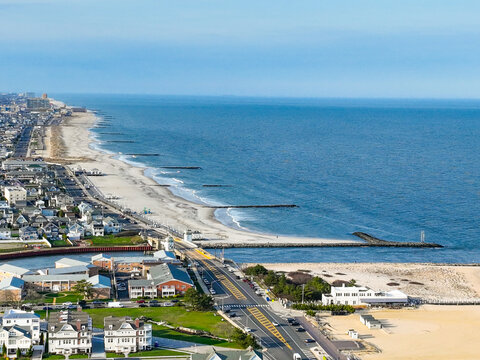 The Belmar draw bridge, connecting Belmar and Avon by the Sea