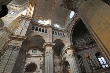 forme architettoniche della cattedrale di Santo Stefano e Santa Maria Assunta a Pavia