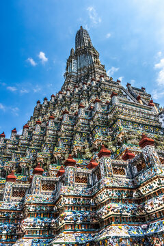 Ceramic warrior elephant, central prang, Wat Arun, Buddhist Temple of Dawn, Bangkok, Thailand.