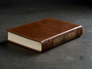 Obraz premium Leather-Bound Journal with Elegant Cover and Crisp Pages