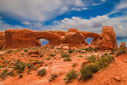 Turret Arch, Arches National Park, Utah, USA.