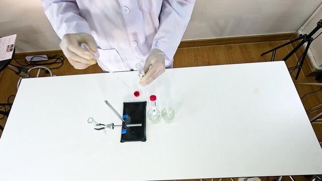 Chemical Reaction Experiment with Lead Nitrate and Potassium Iodide