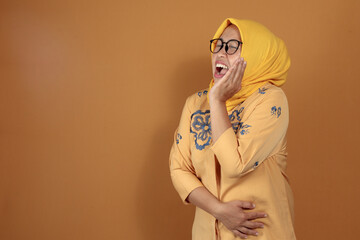 Funny reaction of surprised woman expressing shock and amusement face