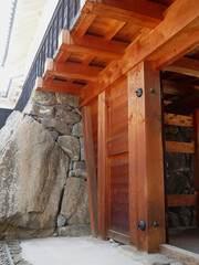 日本：松本城の太鼓門／巨石が組まれた「一の門」【国指定史跡・日本100名城】長野県松本市