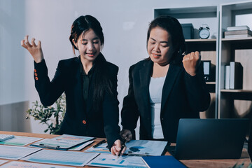 Business analyze,Close up Business people meeting to discuss the situation on the market. Business Financial Concept