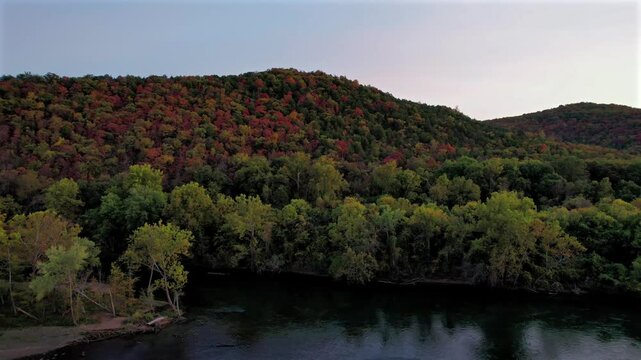 Autumn Skies and Beautiful Landscapes In Branson, Missouri &ndash; 4K Aerial Drone Footage