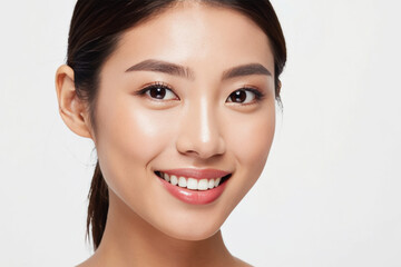 Obraz premium A happy woman with a smile on her face, perfect for any occasion where you need a warm and friendly image
