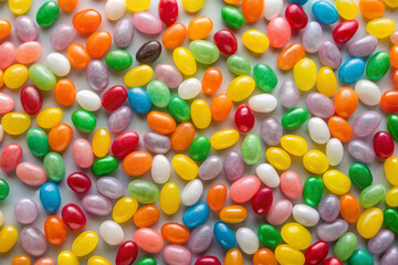 Obraz premium Light gray with scattered jelly bean-style blobs in low contrast