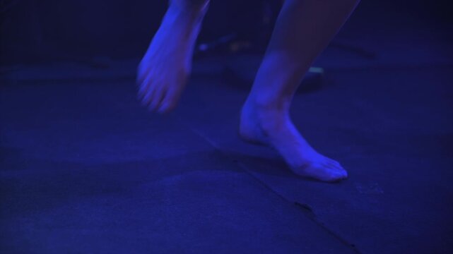 Female singer&rsquo;s feet dancing on stage