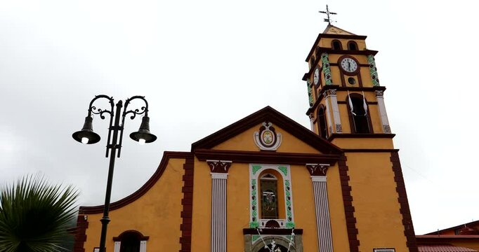 Foggy morning view of the historic church and cityscape of the pueblo of Pinal de Amoles, Quer&eacute;taro, Mexico.