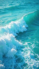 Obraz premium Sea foam and wave details in clear blue turquoise water, underwater, detail